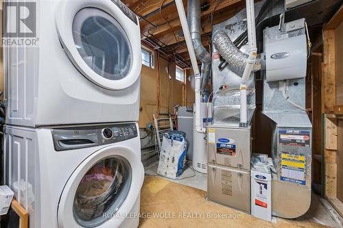 263 The Country Way, Kitchener, ON - Indoor Photo Showing Laundry Room