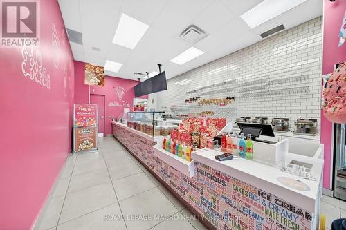 D9 - 380 Dundas Street E, Oakville, ON 