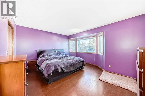 78 Sandringham Way Nw, Calgary, AB - Indoor Photo Showing Bedroom