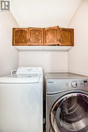 78 Sandringham Way Nw, Calgary, AB - Indoor Photo Showing Laundry Room
