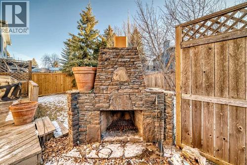 78 Sandringham Way Nw, Calgary, AB - Outdoor