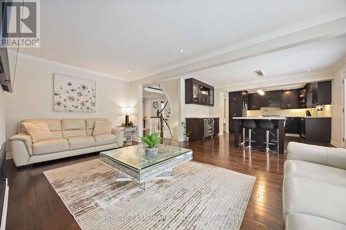 68 Linderwood Drive, Toronto, ON - Indoor Photo Showing Living Room
