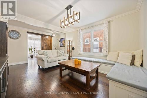 68 Linderwood Drive, Toronto, ON - Indoor Photo Showing Living Room