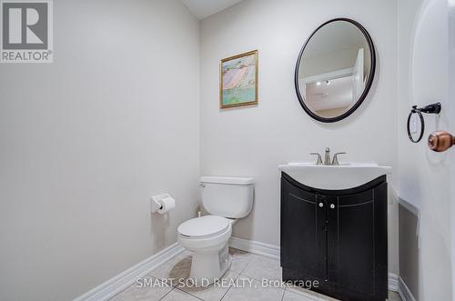 16 Lealinds Road, Vaughan, ON - Indoor Photo Showing Bathroom