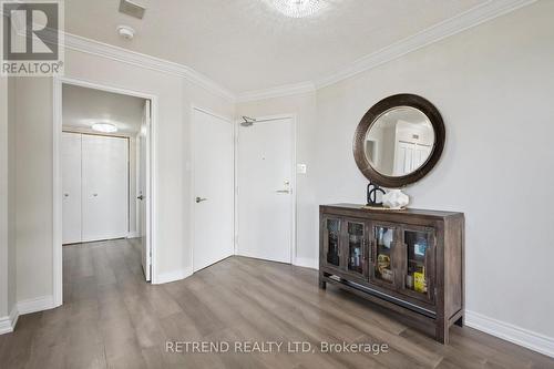 826 - 32 Clarissa Drive, Richmond Hill, ON - Indoor Photo Showing Other Room