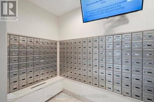 826 - 32 Clarissa Drive, Richmond Hill, ON - Indoor Photo Showing Other Room