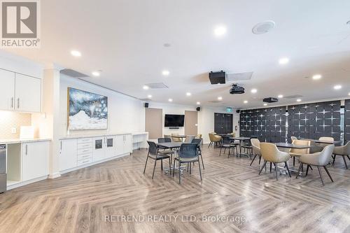 826 - 32 Clarissa Drive, Richmond Hill, ON - Indoor Photo Showing Dining Room