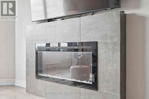 826 - 32 Clarissa Drive, Richmond Hill, ON - 