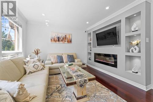7090 Terragar Boulevard, Mississauga, ON - Indoor Photo Showing Living Room With Fireplace