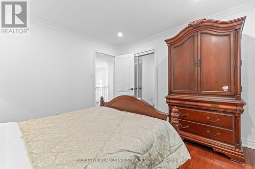 7090 Terragar Boulevard, Mississauga, ON - Indoor Photo Showing Bedroom