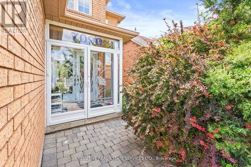 7090 Terragar Boulevard, Mississauga, ON - Outdoor