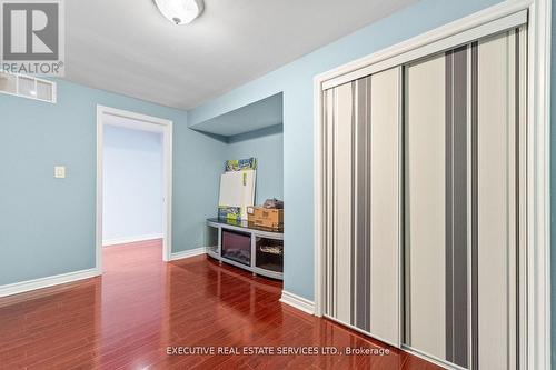 7090 Terragar Boulevard, Mississauga, ON - Indoor Photo Showing Other Room