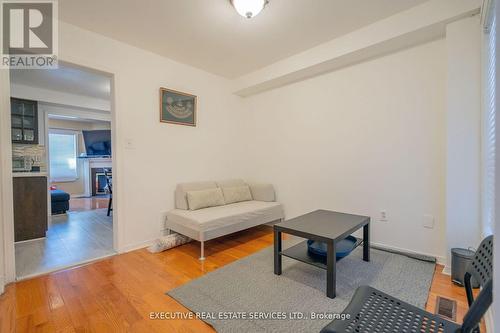 3873 Densbury Drive, Mississauga, ON - Indoor Photo Showing Other Room