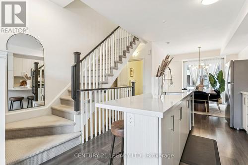 Flowing layout - 2 - 80 Eastwood Park Gardens, Toronto, ON - Indoor