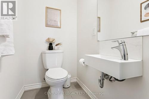 2 - 80 Eastwood Park Gardens, Toronto, ON - Indoor Photo Showing Bathroom