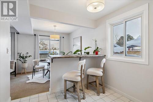 32 Capri Street, Thorold, ON - Indoor Photo Showing Dining Room