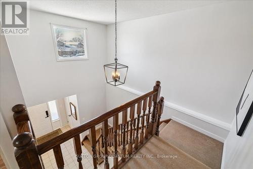 32 Capri Street, Thorold, ON - Indoor Photo Showing Other Room