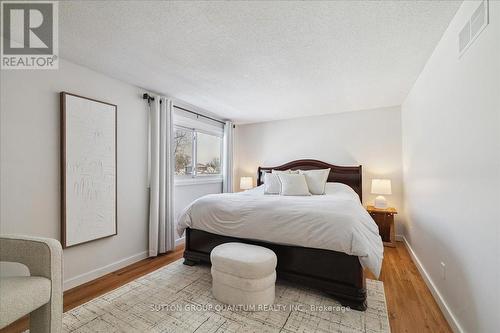 32 Capri Street, Thorold, ON - Indoor Photo Showing Bedroom