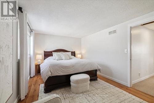 32 Capri Street, Thorold, ON - Indoor Photo Showing Bedroom
