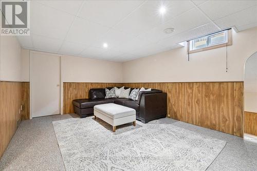 32 Capri Street, Thorold, ON - Indoor