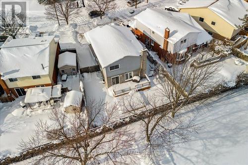 32 Capri Street, Thorold, ON - Outdoor