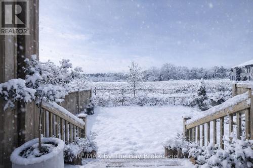 33 Nicort Road, Wasaga Beach, ON - Outdoor