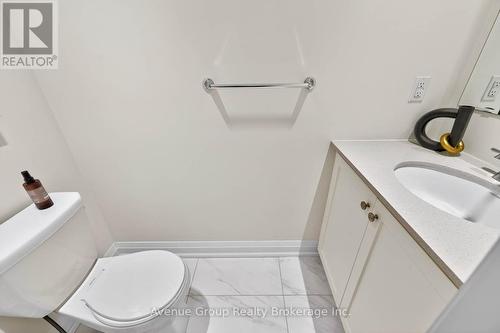 919 Isaac Phillips Way, Newmarket, ON - Indoor Photo Showing Other Room