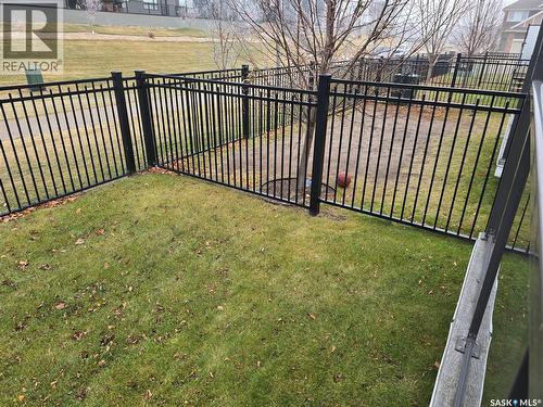127 315 Dickson Crescent, Saskatoon, SK - Outdoor
