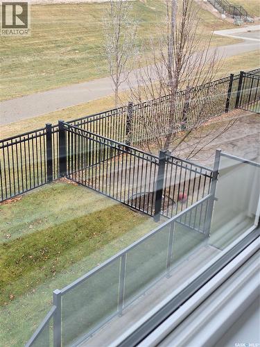 127 315 Dickson Crescent, Saskatoon, SK - Outdoor