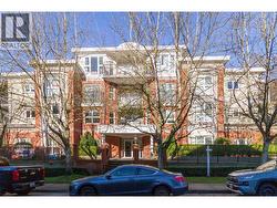 206 2253 WELCHER AVENUE  Port Coquitlam, BC V3C 1X2