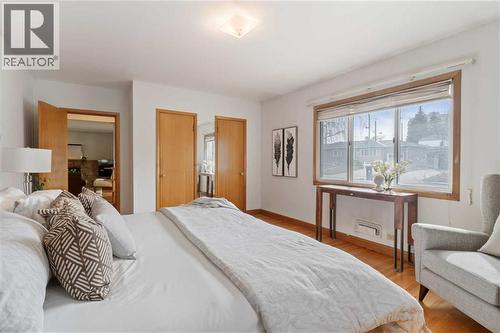 1738 Suffolk Street Sw, Calgary, AB - Indoor Photo Showing Bedroom