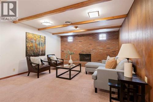 1738 Suffolk Street Sw, Calgary, AB - Indoor