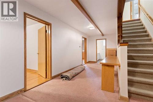 1738 Suffolk Street Sw, Calgary, AB - Indoor Photo Showing Other Room