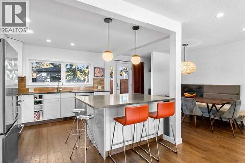 3332 Caribou Drive Nw, Calgary, AB - Indoor