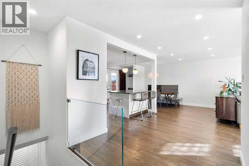 3332 Caribou Drive Nw, Calgary, AB - Indoor Photo Showing Other Room