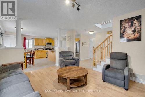187 Milne Place, Guelph/Eramosa, ON - Indoor Photo Showing Living Room