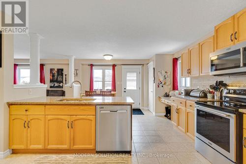 187 Milne Place, Guelph/Eramosa, ON - Indoor Photo Showing Kitchen