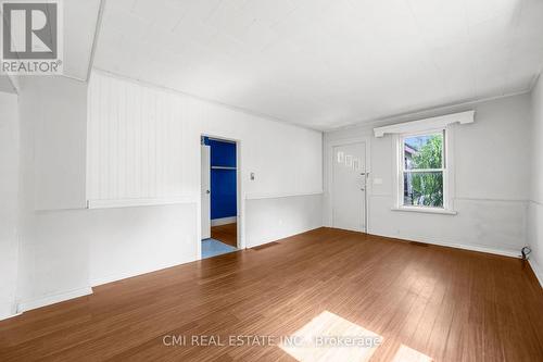 120 Second Avenue E, Shelburne, ON - Indoor Photo Showing Other Room