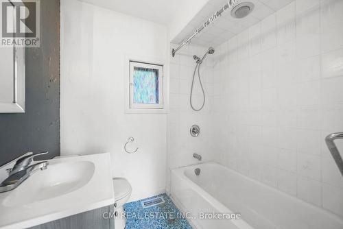 120 Second Avenue E, Shelburne, ON - Indoor Photo Showing Bathroom