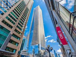 5208 - 1 BLOOR STREET E  Toronto, ON M4W 1A9