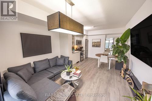 1209 - 251 Manitoba Street, Toronto, ON - Indoor Photo Showing Living Room