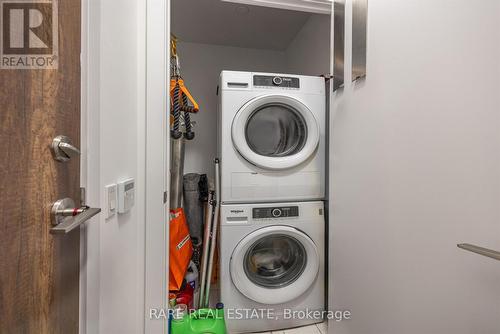 1209 - 251 Manitoba Street, Toronto, ON - Indoor Photo Showing Laundry Room