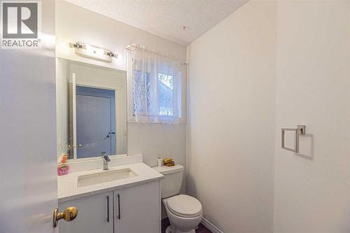 38 Martindale Drive Ne, Calgary, AB - Indoor Photo Showing Bathroom