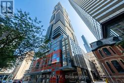 5206 - 7 GRENVILLE STREET E  Toronto, ON M4Y 0E9