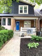 16 FORMAN AVENUE  Toronto, ON M4S 2R2