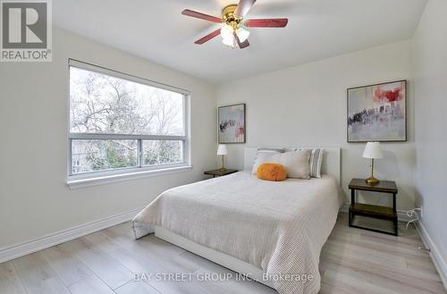 150 Vauxhall Drive, Toronto, ON - Indoor Photo Showing Bedroom