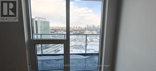2209 - 117 Mcmahon Drive, Toronto, ON - Indoor Photo Showing Other Room