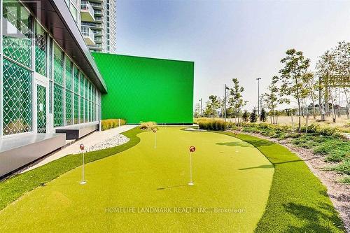 2209 - 117 Mcmahon Drive, Toronto, ON - Outdoor