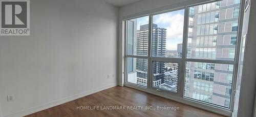 2209 - 117 Mcmahon Drive, Toronto, ON - Indoor Photo Showing Other Room