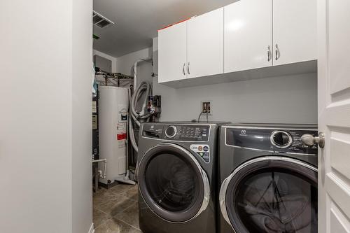 Salle de lavage - 1102-3855 Boul. De Chenonceau, Laval (Chomedey), QC - Indoor Photo Showing Laundry Room